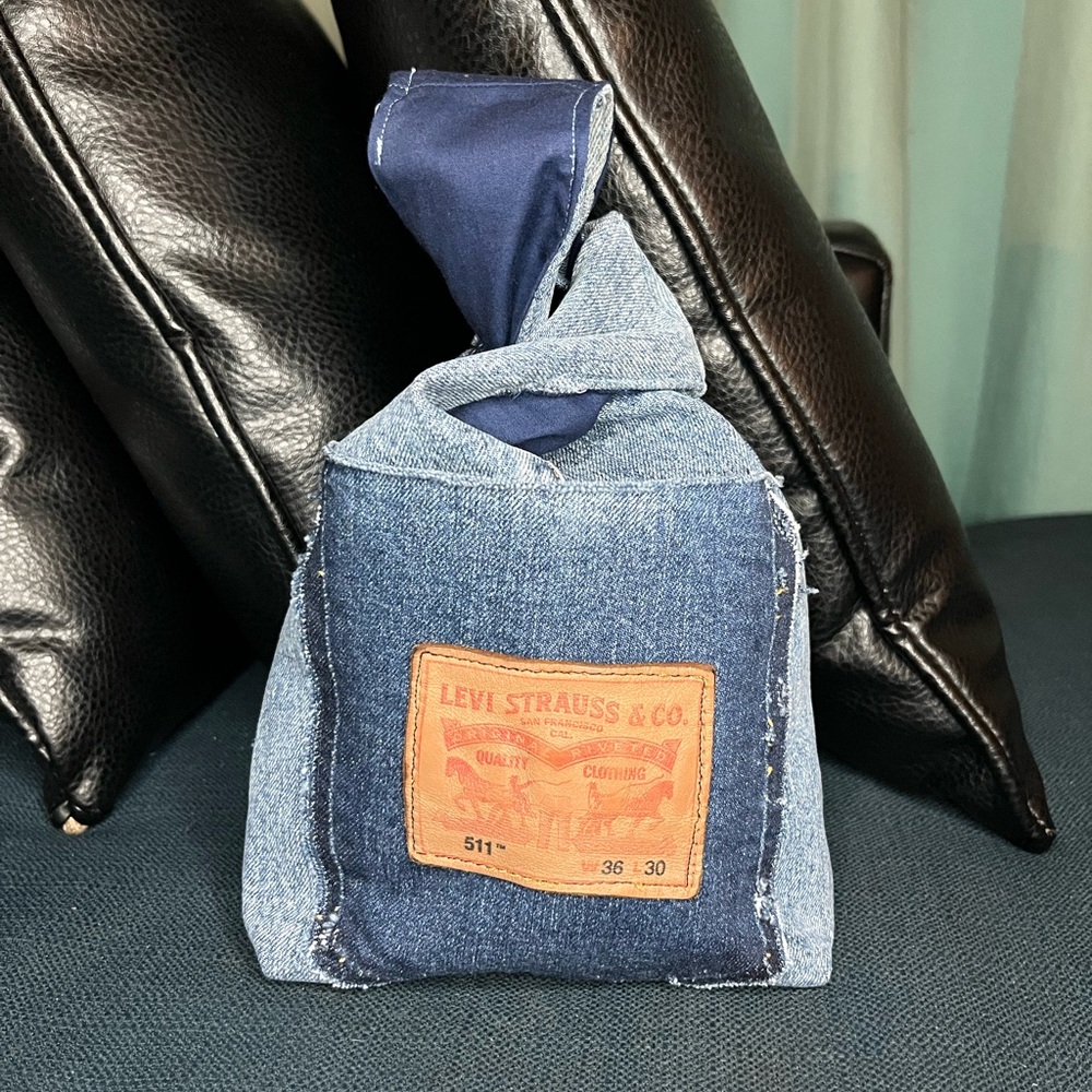 LEVI BLUE JEAN SLIP KNOT BAG
